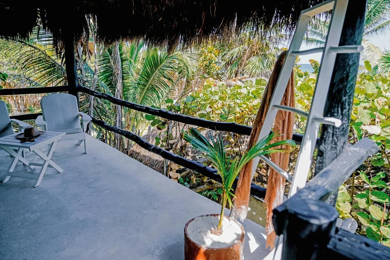 Coco Tulum Hotel 2*,  México